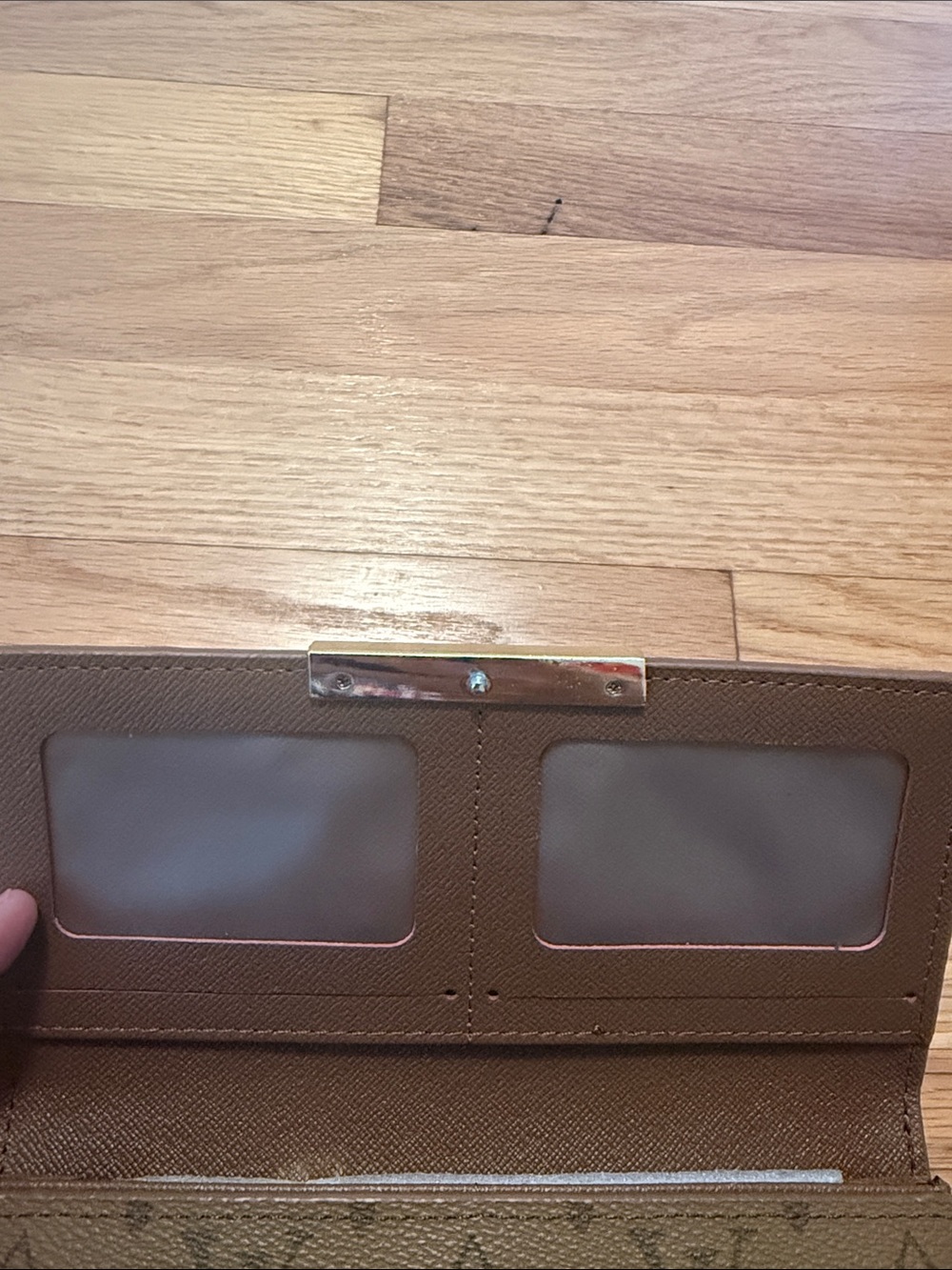 Wallet - Picture 3 of 5